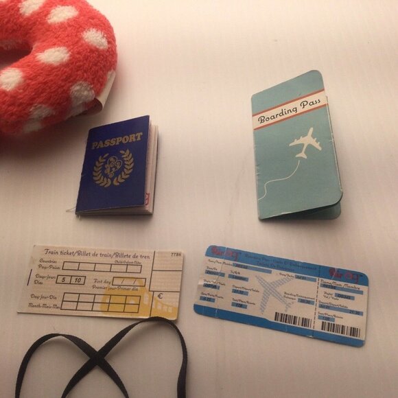 18” Doll 10 Piece Traveller Set - Picture 2 of 12